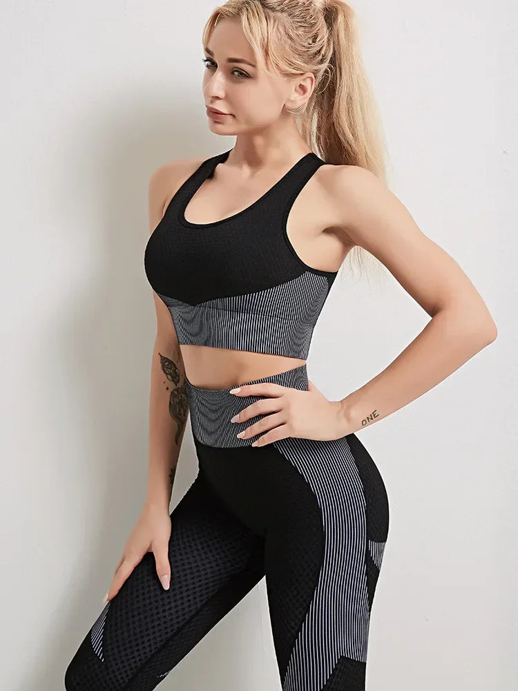Yoga Wears for Women Fitness Clothing Outfit
